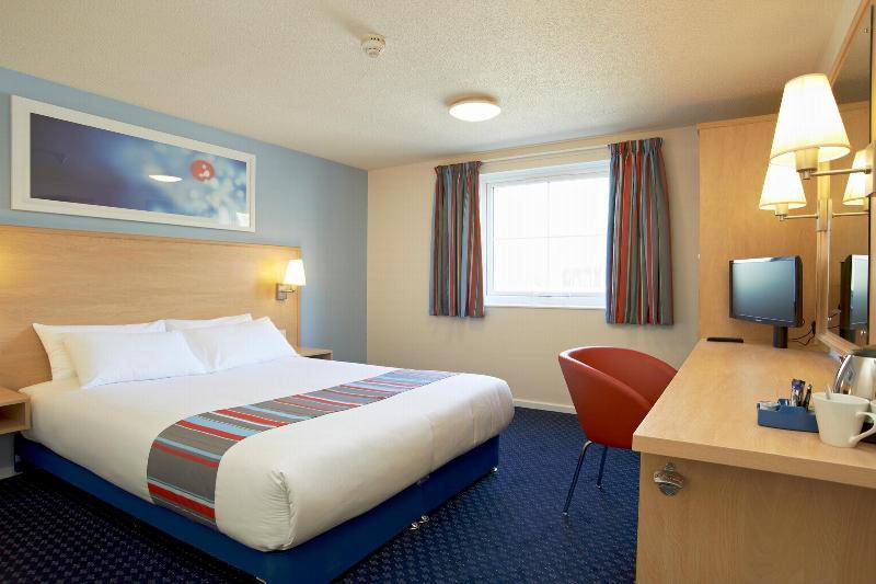 Travelodge Dundee Strathmore Avenue Екстер'єр фото